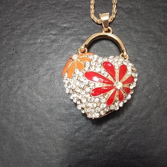 Betsey Johnson Jewelry - *Sale* Betsey Johnson heart pendant necklace